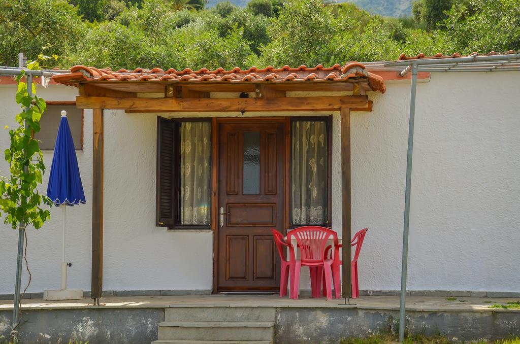 Pension Assos Kinira Exterior foto